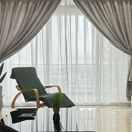 Jb City Shopping Mall Apartment Johor Bahru Luaran gambar